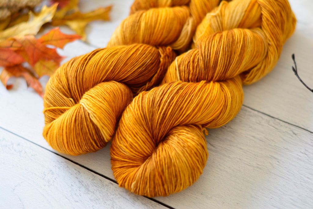 'Golden Light' - 100% Superwash Merino Wool Yarn, Single Ply, Fingering Weight, 437 Yards, 100 Grams