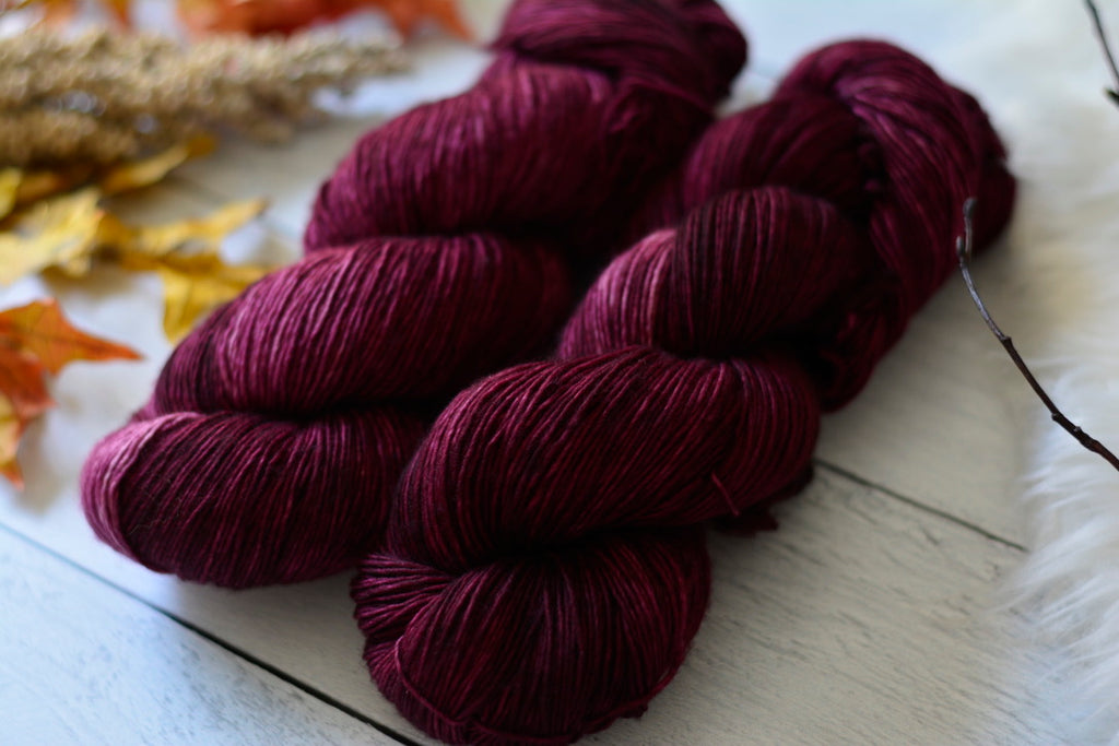'Vino' - 100% Superwash Merino Wool Yarn, Single Ply, Fingering Weight, 437 Yards, 100 Grams